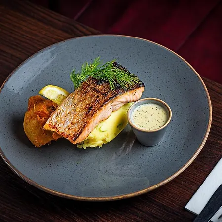 Great National Баллина