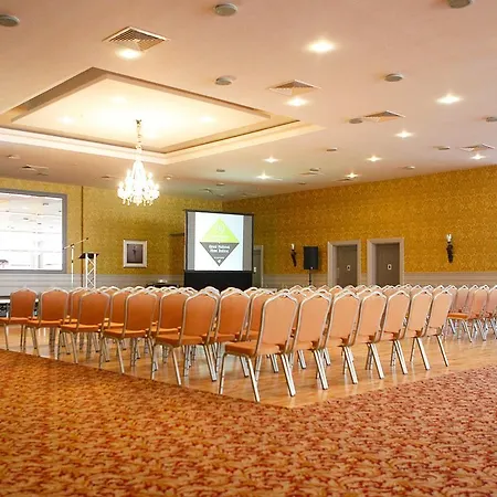 Great National 4* Баллина